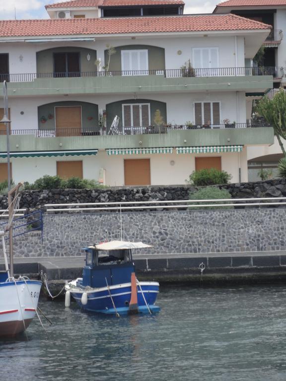 אסראלה Appartamento Sul Mare מראה חיצוני תמונה